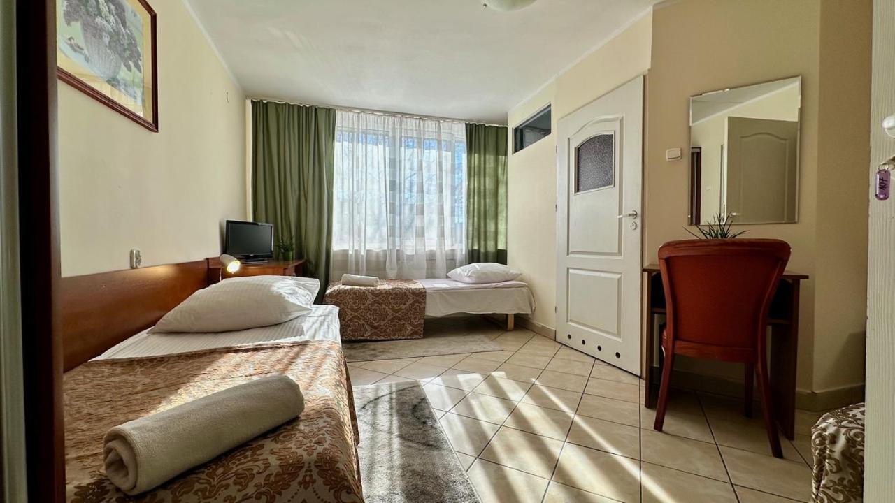 Hotel Turystyczny Белосток Экстерьер фото